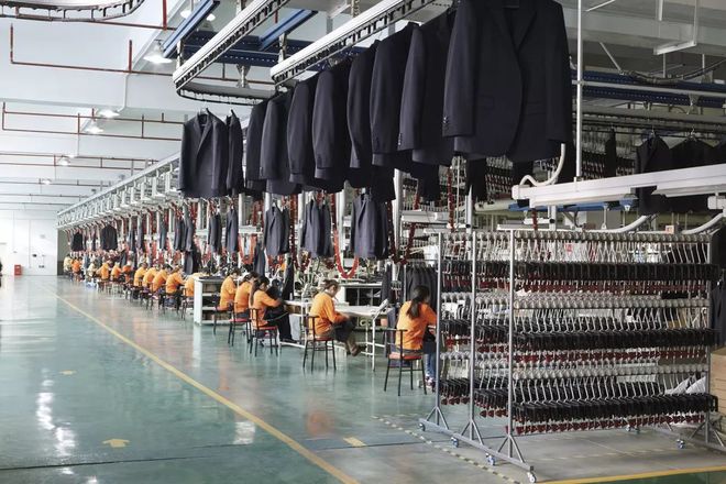 服裝工廠采購供應(yīng)不準(zhǔn)時(shí) 挑戰(zhàn)、根源與解決策略